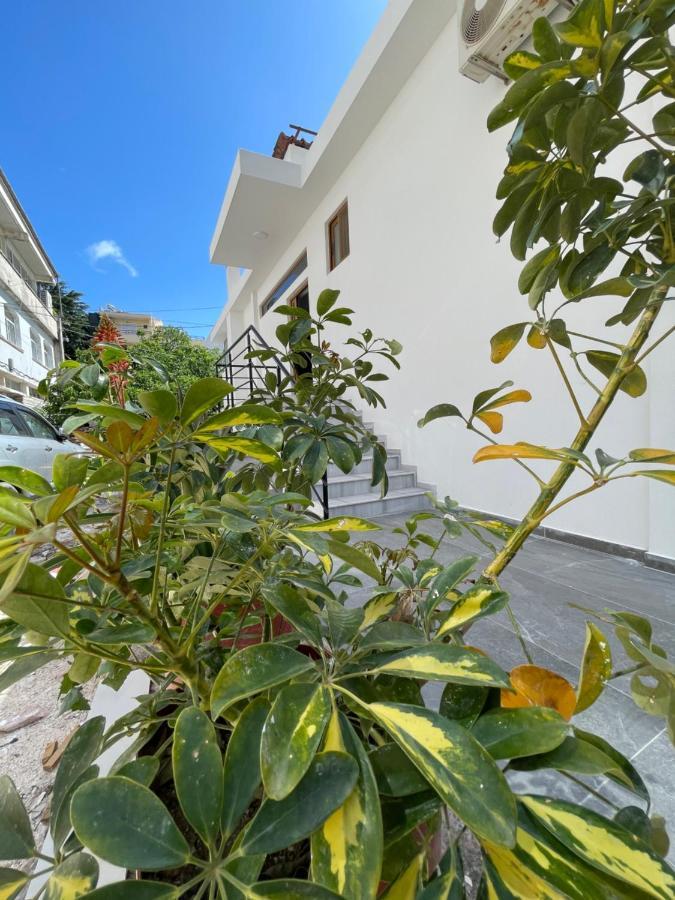 Sun And Sea Apartment Saranda Экстерьер фото