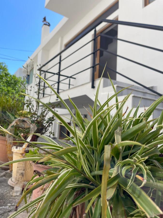 Sun And Sea Apartment Saranda Экстерьер фото